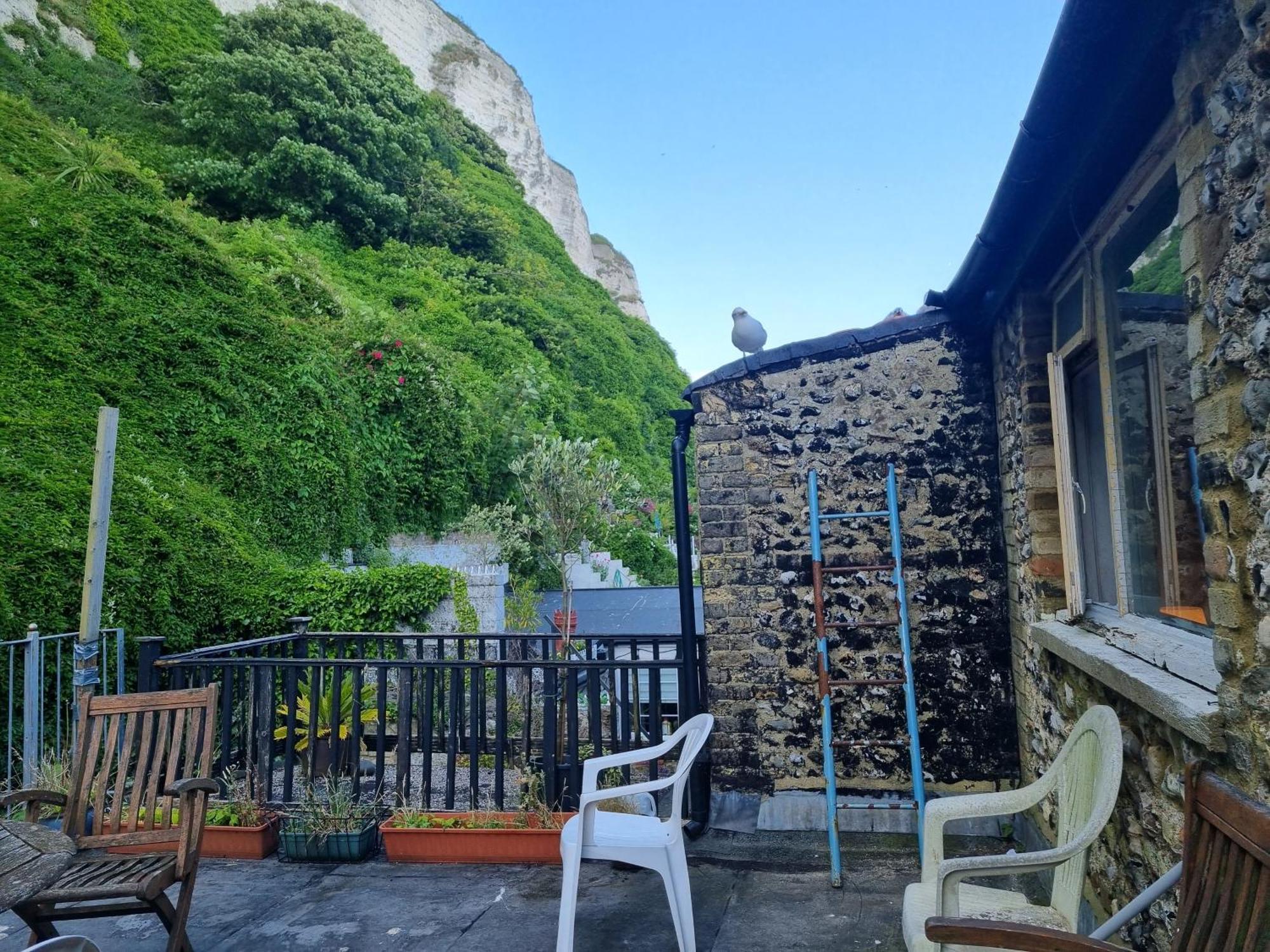 Albergue First And Last Youth Dover